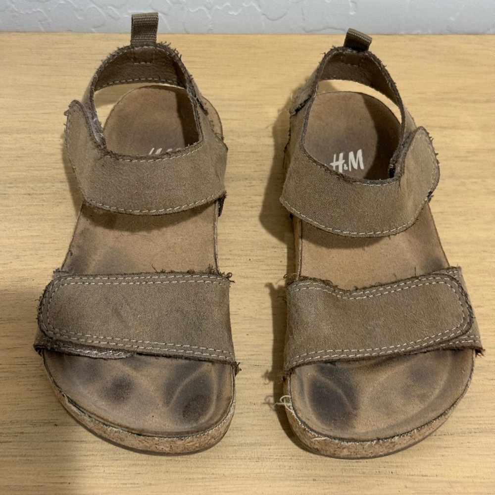 H&M Kids Boys Children’s Light Brown Velcro Ankle Strap Sandals 7.5